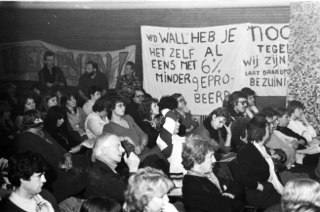 Dem. bijeenkomst door AVBAKABO in Roothaanhuisomdat bezuiniging arbeidsplaats z, Bestanddeelnr 931-9618