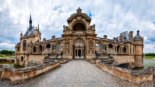 Castle tourism chateau chantilly