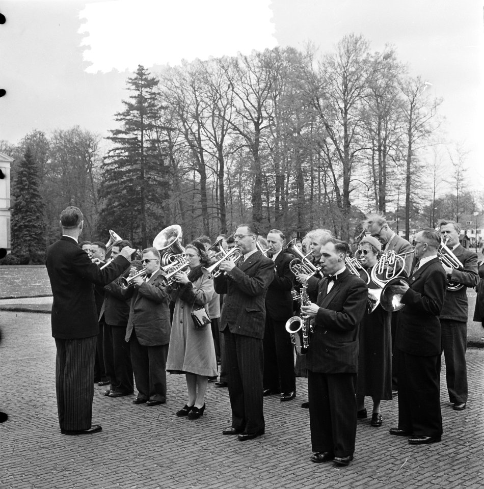 Defilé Soestdijk. Fanfare, Bestanddeelnr 934-7116