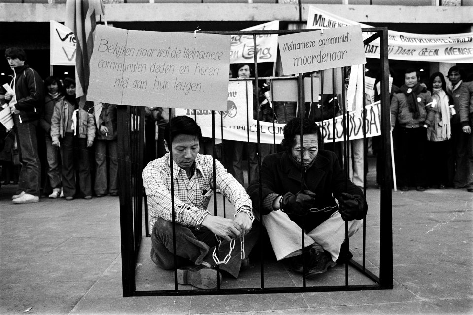 Dem van in Nederland verblijvende Vietnamezen tegen politieke toestand in hun l, Bestanddeelnr 930-6832