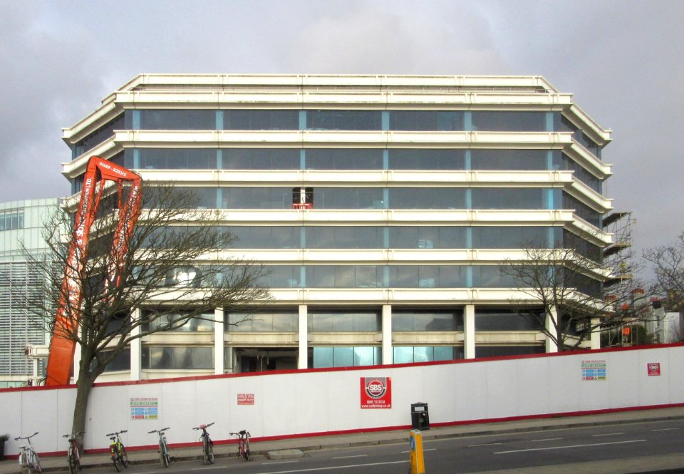 Demolition of Amex House, Edward Street, Brighton (December 2016) (3)