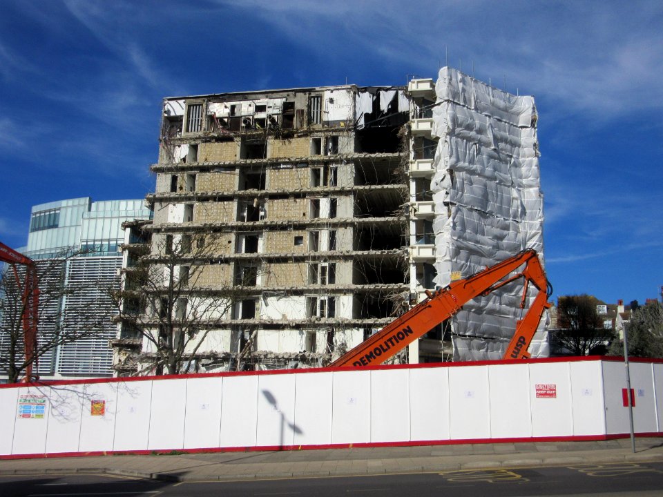 Demolition of Amex House, Edward Street, Brighton (March 2017) (16)