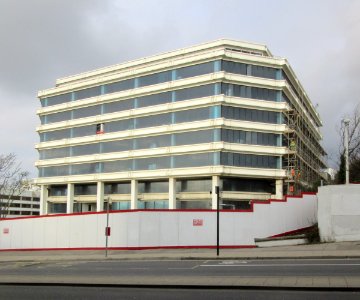 Demolition of Amex House, Edward Street, Brighton (December 2016) (5)