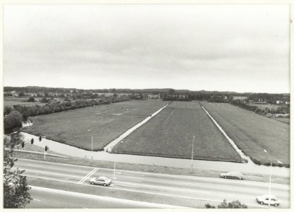Delftlaan, kruispunt Jan Gijzenvaart in Haarlem. NL-HlmNHA 54031946