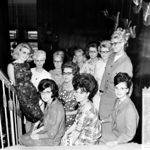 Demi-finale Miss Brilverkiezing in Rotterdam, hier de negen mooisten voor de fin, Bestanddeelnr 916-4219