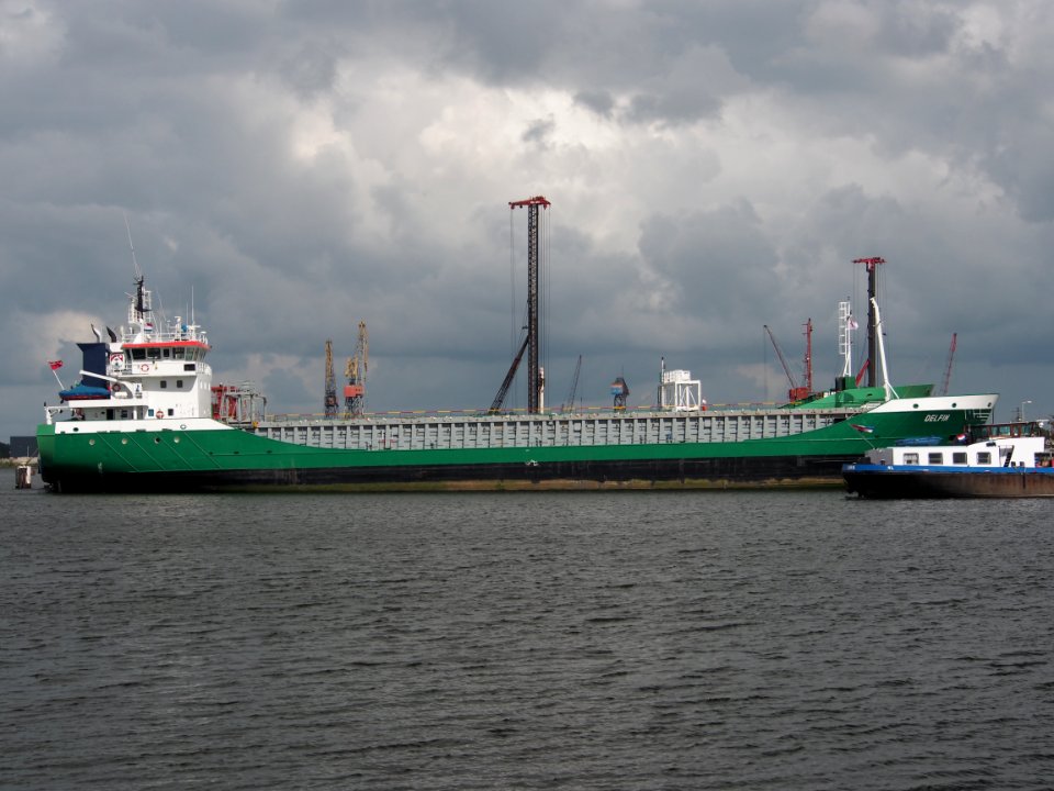 Delfin - IMO 9173161 - Callsign ZDGT7 pic1