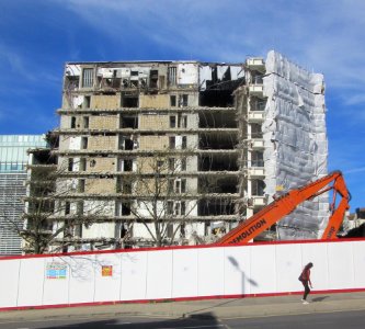 Demolition of Amex House, Edward Street, Brighton (March 2017) (23)