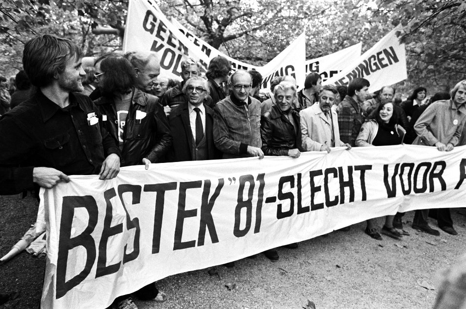 Demonstratie in Amsterdam onder motto Bestek81 is slecht voor Amsterdam demonst, Bestanddeelnr 929-9469