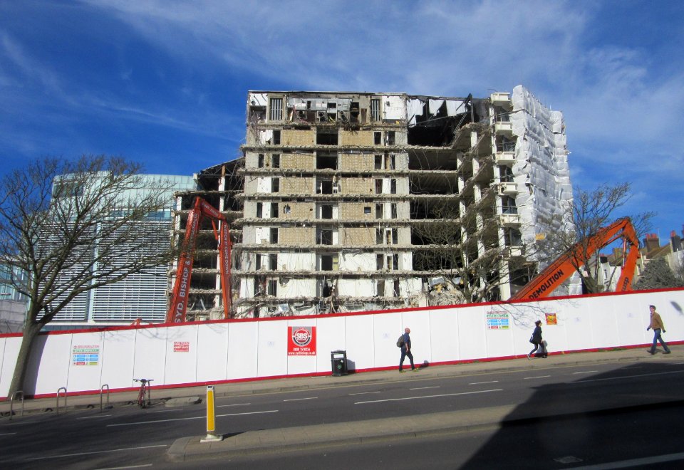 Demolition of Amex House, Edward Street, Brighton (March 2017) (25)