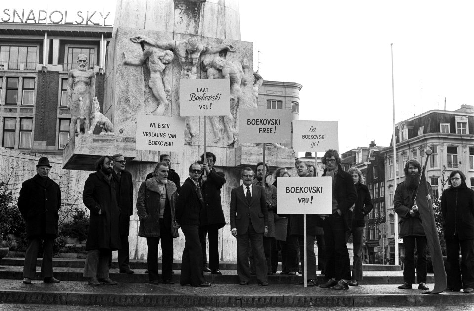 DemoBukovskyAmsterdam1975