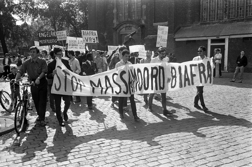 Demonstranten in Amsterdam, Bestanddeelnr 921-6190