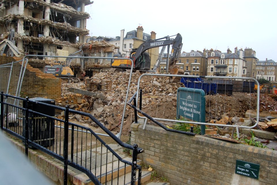 Demolition of North Wing of King's House, Queen's Gardens, Hove (2 February 2020) (12)