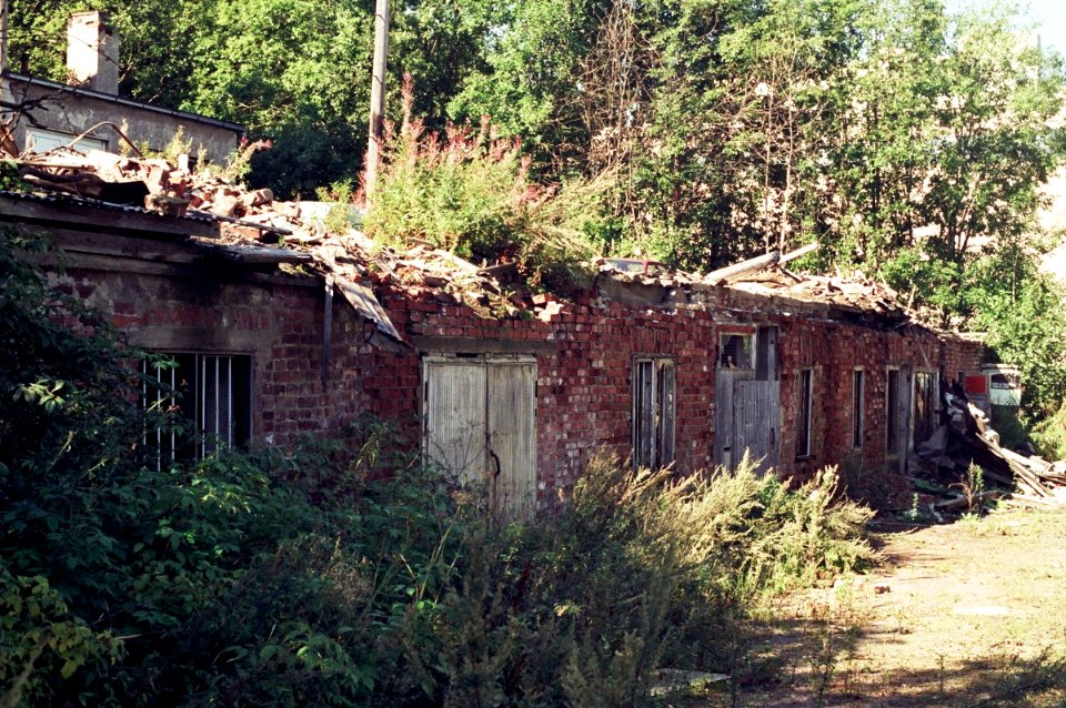 Demolished building in Santalahti Aug2008