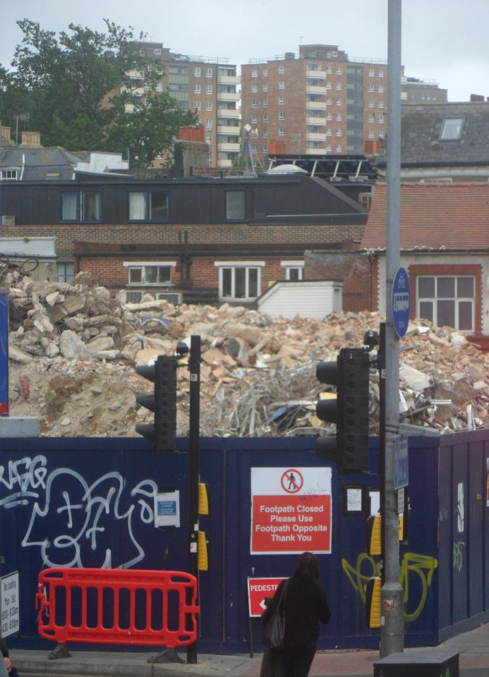Demolition of 118–132 London Road, Brighton (June 2020) (18)