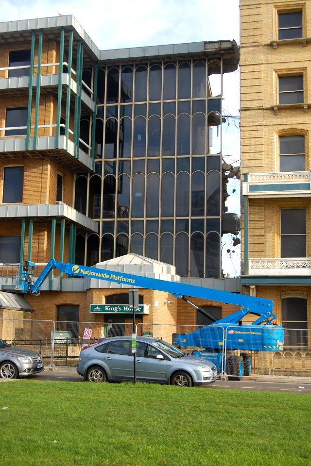Demolition of North Wing of King's House, Queen's Gardens, Hove (30 November 2019) (5)