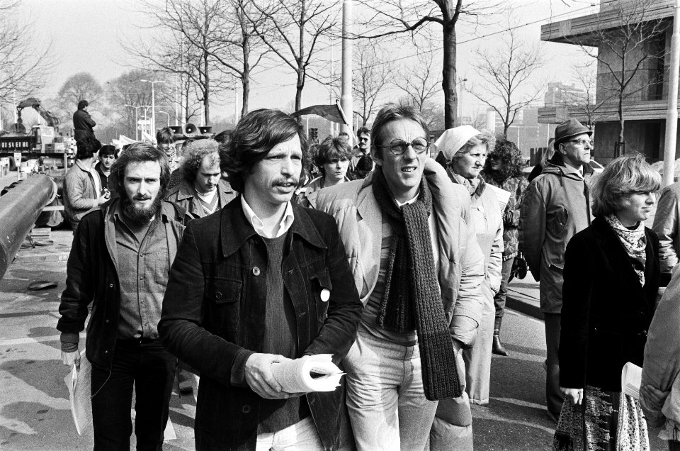 Demonstratie in Den Haag tegen het bewind in Argentinie 3.4 Freek de Jonge (m.) , Bestanddeelnr 932-0648