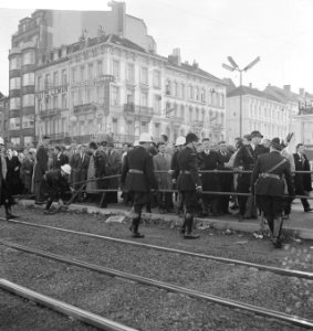 Demonstratie in Brussel. Politieafzetting, Bestanddeelnr 913-0847 photo