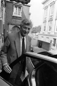 Demissionair minister De Koning, kabinetsinformateur, Bestanddeelnr 934-4976