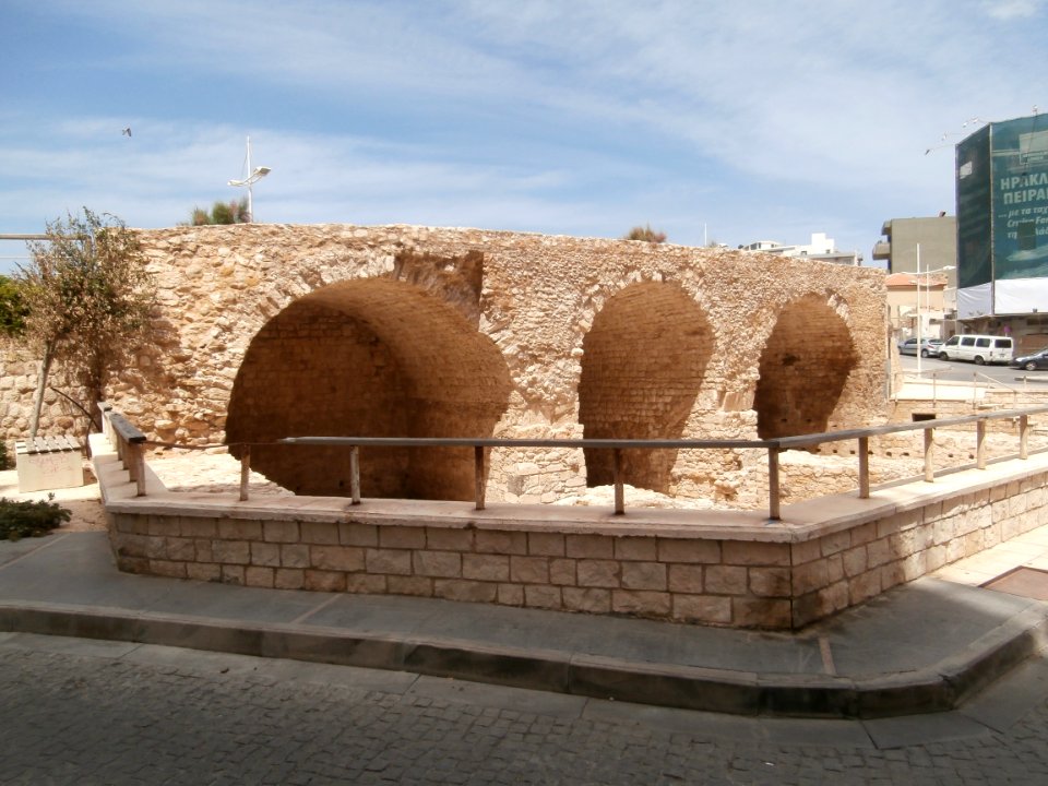 Dematas Gate 5142870
