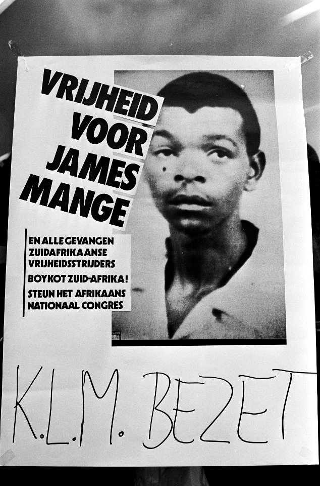 Demon vrijlating in Zuid Afrika ter dood veroord Jannes Mange en bezet KLM ka, Bestanddeelnr 930-8620