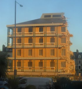 Demolition of North Wing of King's House, Queen's Gardens, Hove (19 January 2020) (13)