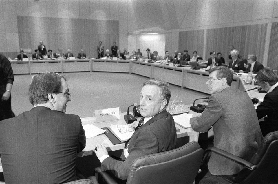 DemminkKorthalsGrosheide1986