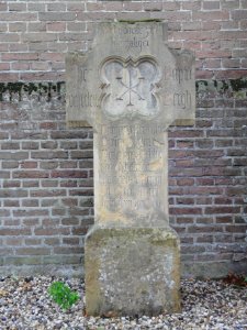 Demen Rijksmonument 518205 grafkruis JB vd Bergh