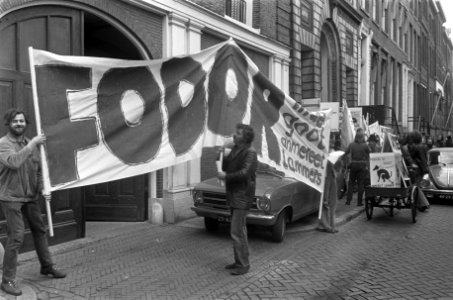 Demonstratie BBK tegen Lammers ivm beleid Fodormuseum demonstranten, Bestanddeelnr 927-2091