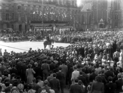 Demonstratie Europa Congres. Overzicht, Bestanddeelnr 902-7383
