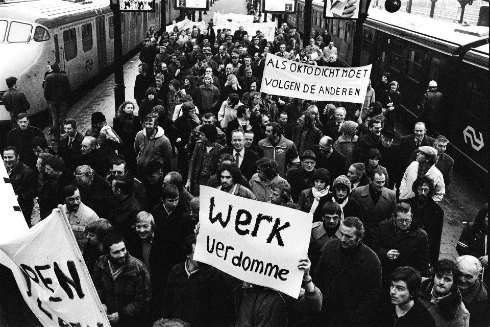 Demonstratie in Groningen voor werkgelegenheid in het Noorden des lands demonst, Bestanddeelnr 930-6618