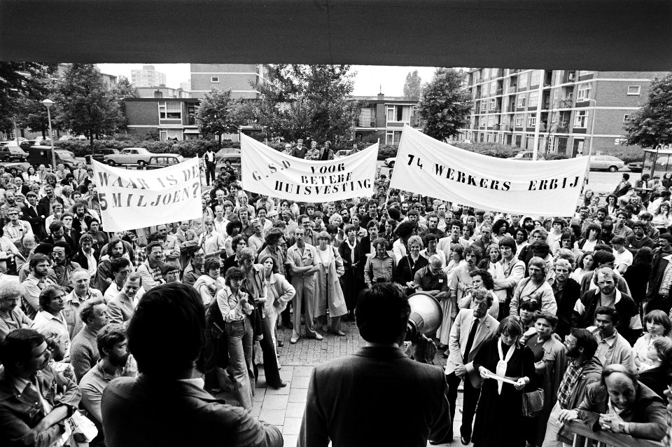 Demonstratie ambtenaren van de Gemeentelijke Sociale Dienst in Amsterdam, Bestanddeelnr 930-8720