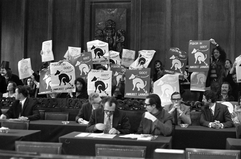 Demonstratie BBK tegen Lammers ivm beleid Fodormuseum demonstrerende kunsten, Bestanddeelnr 927-2088