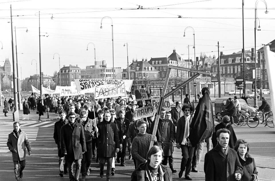 Demonstratie in Amsterdam, Bestanddeelnr 920-0426