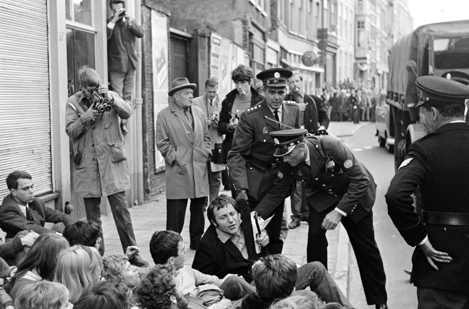 Demonstratie in Amsterdam, Bestanddeelnr 919-3642
