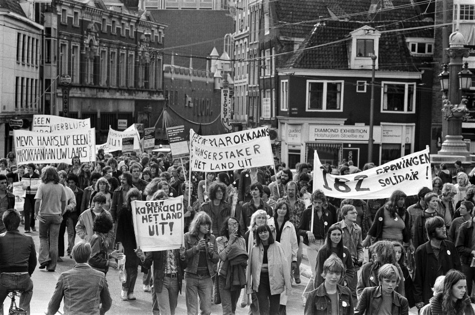 Demonstratie en manifestatie ter ondersteuning van de 182 met uitzetting bedreig, Bestanddeelnr 929-8731