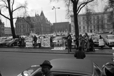 Demonstratie in Den Haag voor Russische schrijver Boekovsky, Bestanddeelnr 925-3727