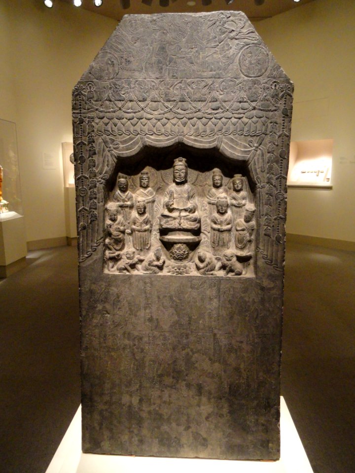Daoist stela, view 1, China, Northern Zhou dynasty, inscribed and dated 572 AD, limestone - Arthur M. Sackler Gallery - DSC05929