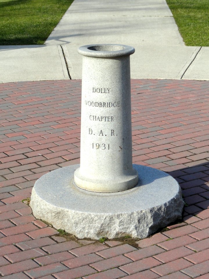 DAR marker - South Hadley, MA - DSC04474