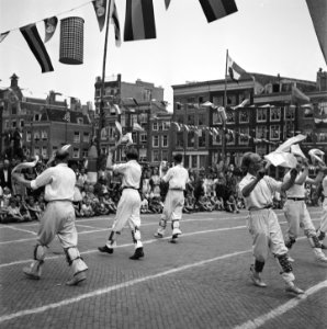 Dansgroep bij De Waag, Bestanddeelnr 900-4602 photo