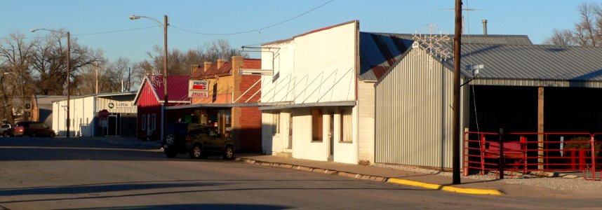 Davenport, Nebraska Maple Ave from Railroad Way E side 1