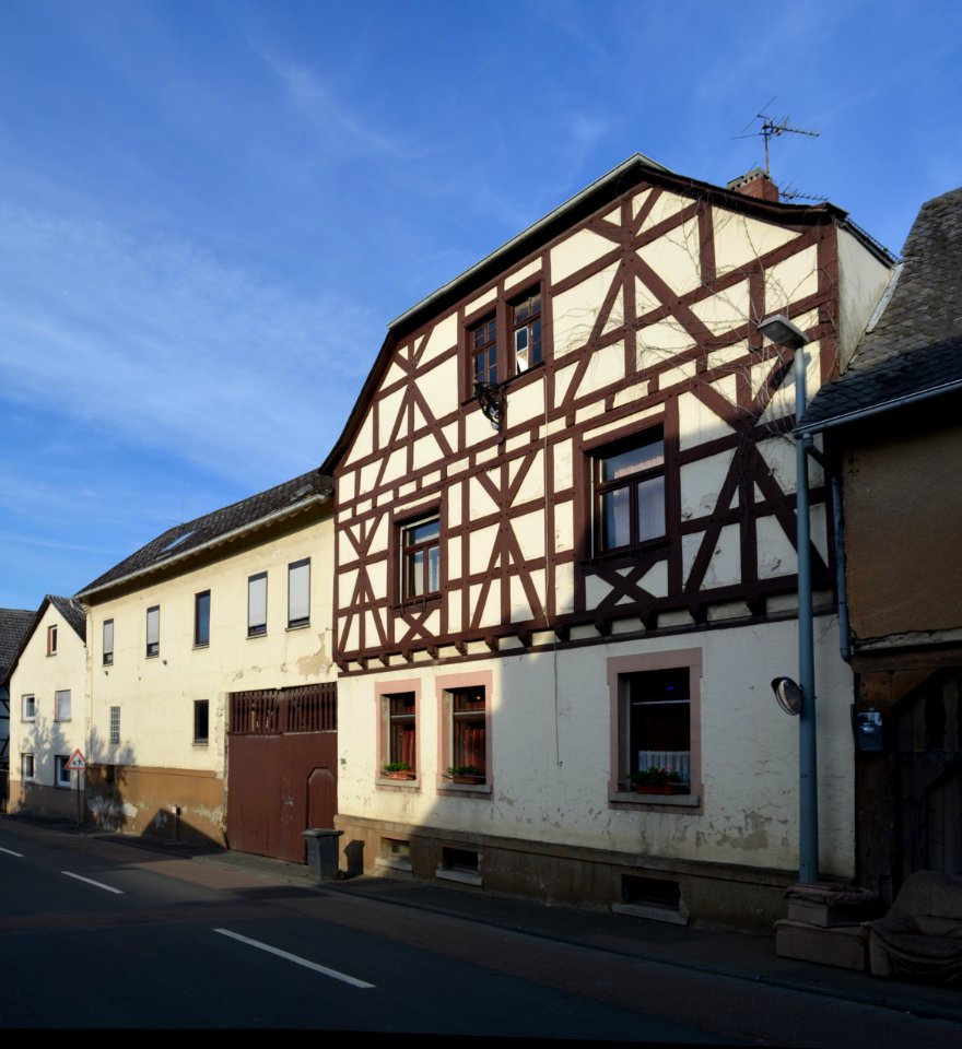Dauborn, Nassauer Straße 58