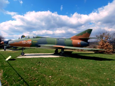 Dassault Super Mystere B2 pic1