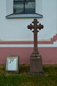 Dauborn, Evangelische KIrche, Grab Feller