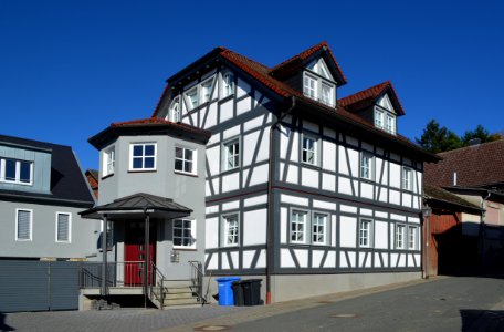Dasbach, Kirchstraße 10