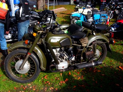 Dark Green Motor Dnepr 650 pic2