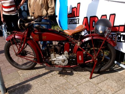 Dark Red inian motorcycle pic1