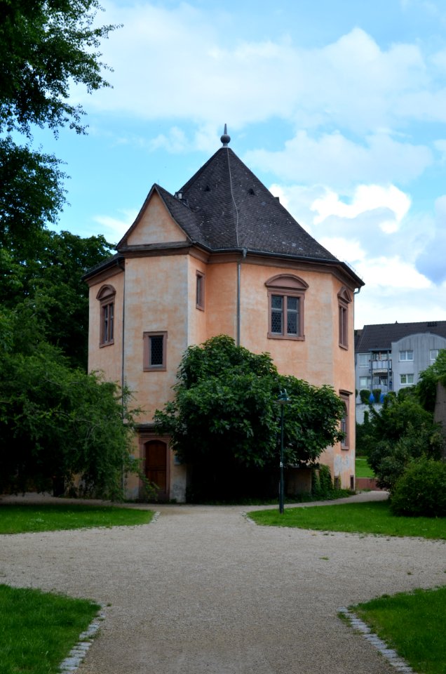 Darmstadt, Achteckiges Haus