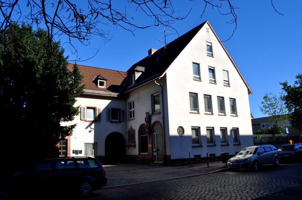 Darmstadt, St. Fidelis, Pfarrhaus