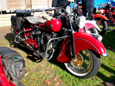 Dark red Indian motorcycle pic3