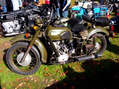 Dark Green Motor Dnepr 650 pic1